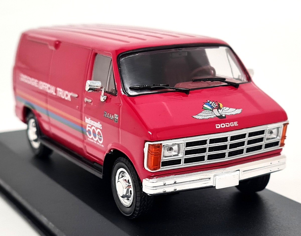 Greenlight 1/43 Dodge RAM B150 1987 Indianapolis 500 Diecast Model Van