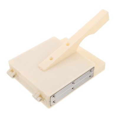 Handheld Dumpling Press Mold Beige with Comfortable Grip for Kitchen Use