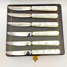 Viners of Sheffield England Stainless Set of 6 Knives Mother of Pearl Handles