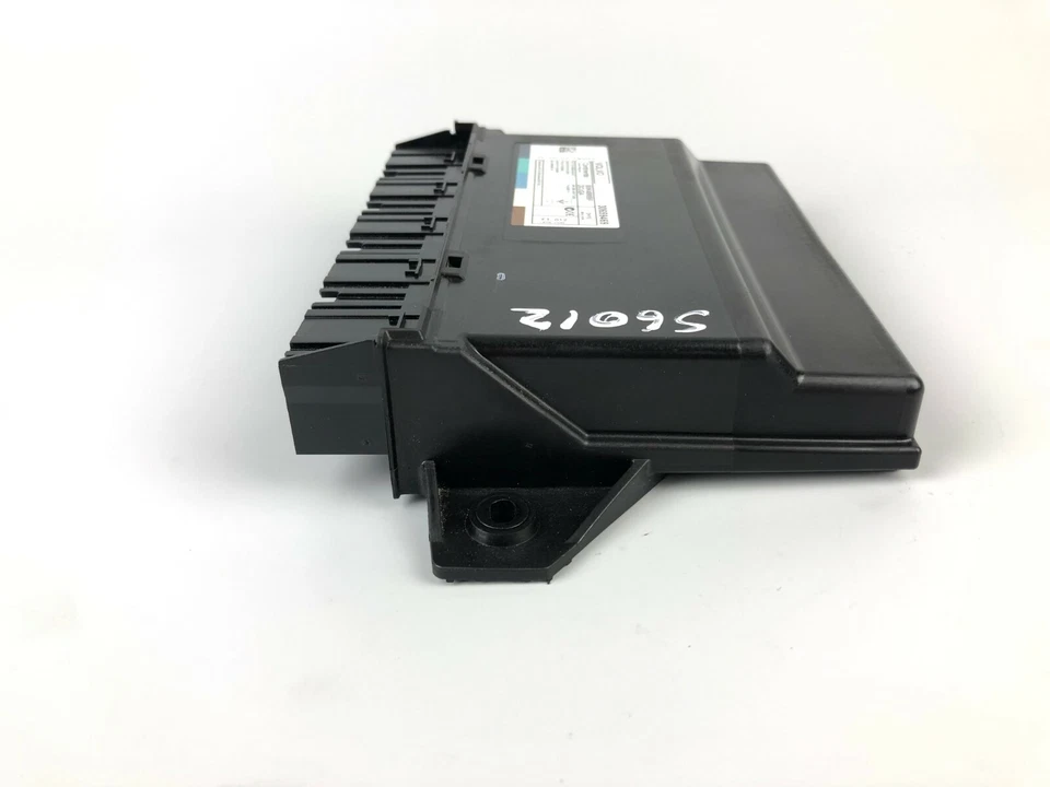 Volvo S60 V60 Keyless Entry Control Module ECU Genuine 30659469 - Image 3 of 4