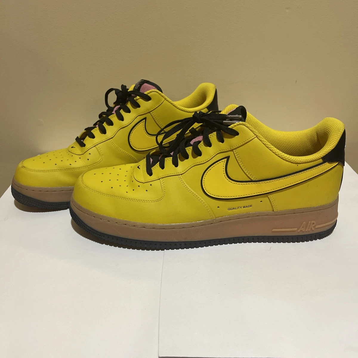 Nike Air Force 1 '07 LV8 3 Quality Made Men’s Size 12 Yellow CZ7939-700 B165