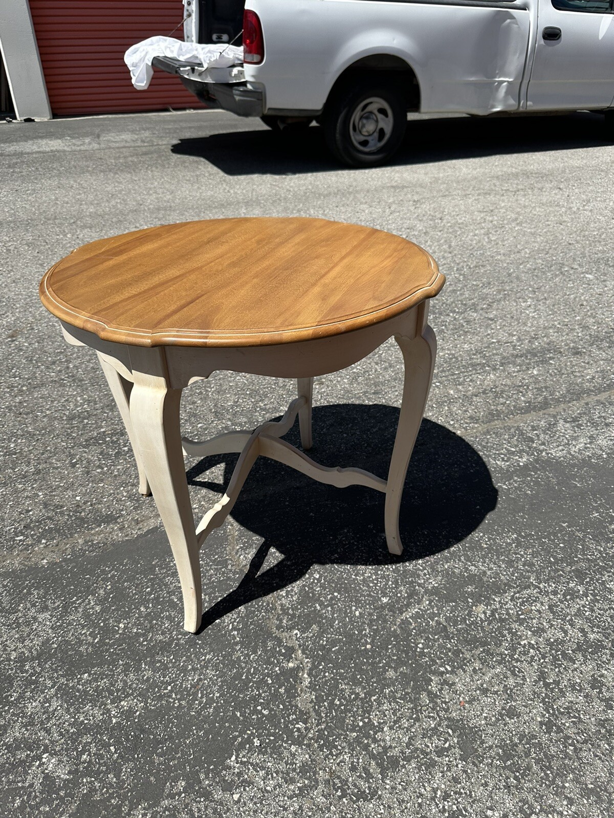 Ethan Allen Country French Round End Side Accent Table 268204 646 eBay