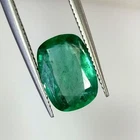 2.67ct Natural Emerald beautiful cushion nice green good luster gemstone
