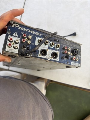 Pioneer DJM-909 2-Channel Analog & Digital DJ Mixer, Fader Start