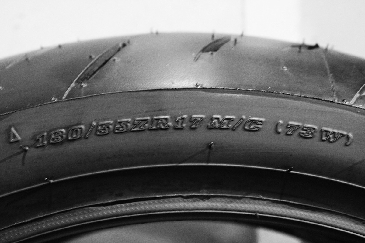 KAWASAKI NINJA ZX-6R DUNLOP SPORTMAX GPR-300 TWO TIRE SET 120/70