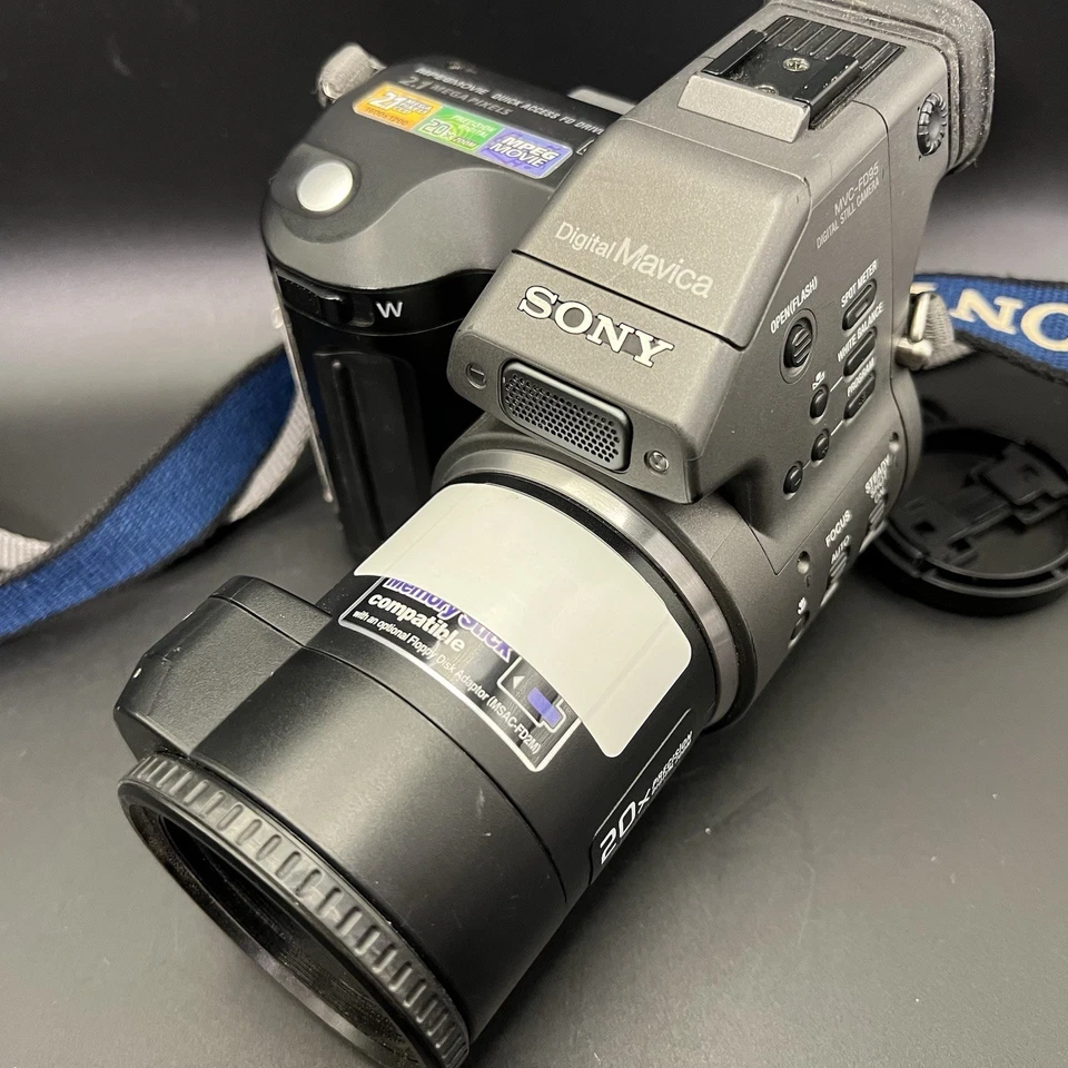 Sony Mavica Digital Camera MVC-FD95 2MP Floppy Disk 10x Zoom BATTERY TESTED READ - Image 2 of 4