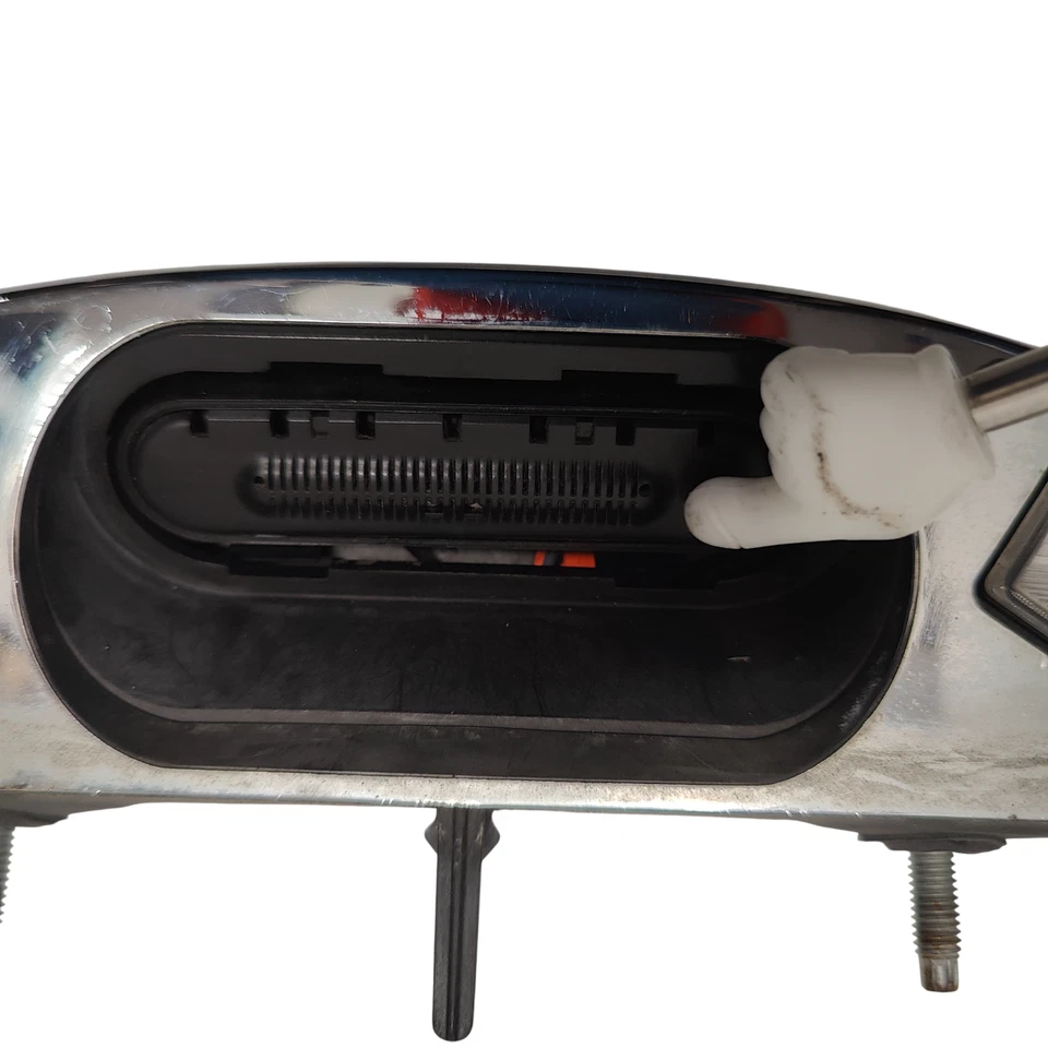 2012-2017 FIAT 500 REAR TRUNK TAILGATE MOLDING HANDLE LIGHT LATCH CHROME Foto 4 de 4