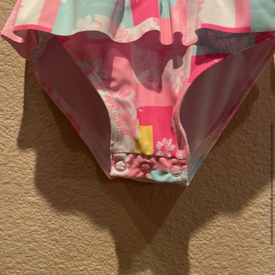 Nicole Miller Baby Girl’s Rashguard Swimsuit Size 12 Months Retro Pastel - Image 4 of 4