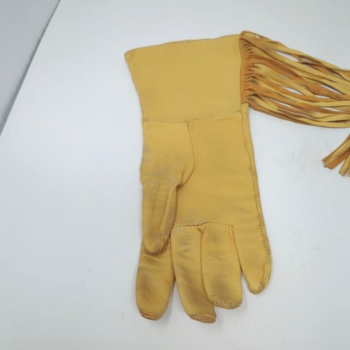 Vintage Yellow Gauntlet Western Gloves Small Fringe Leather - Picture 7 of 9