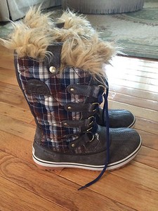 sorel plaid