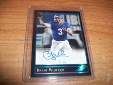 2021 Leaf Ultimate Draft Football Brady White Rookie Auto Card 6/30 Titans