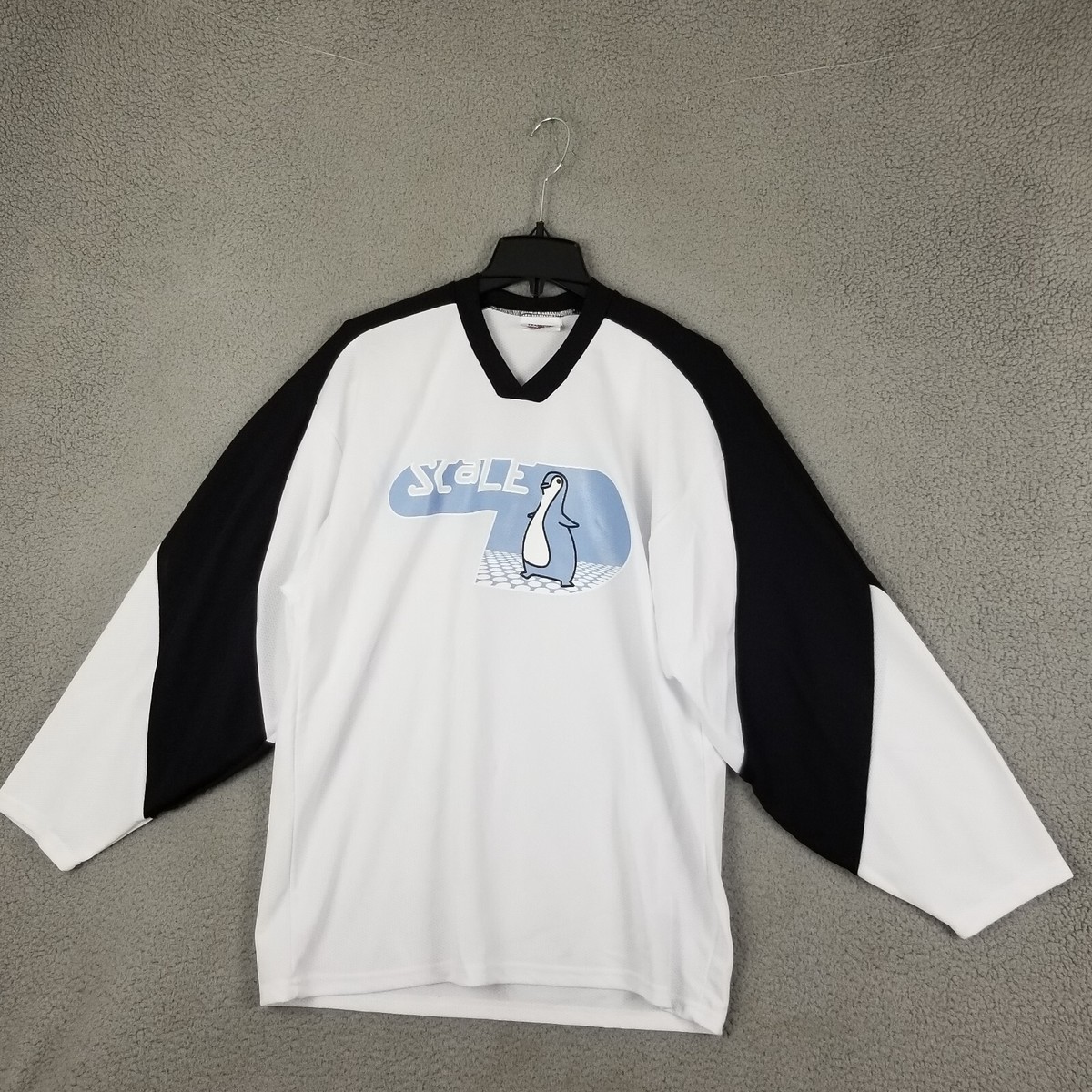 Vintage TeamWork Athletic Apperal Penguin Scale Hockey Jersey Men Medium  Bryan