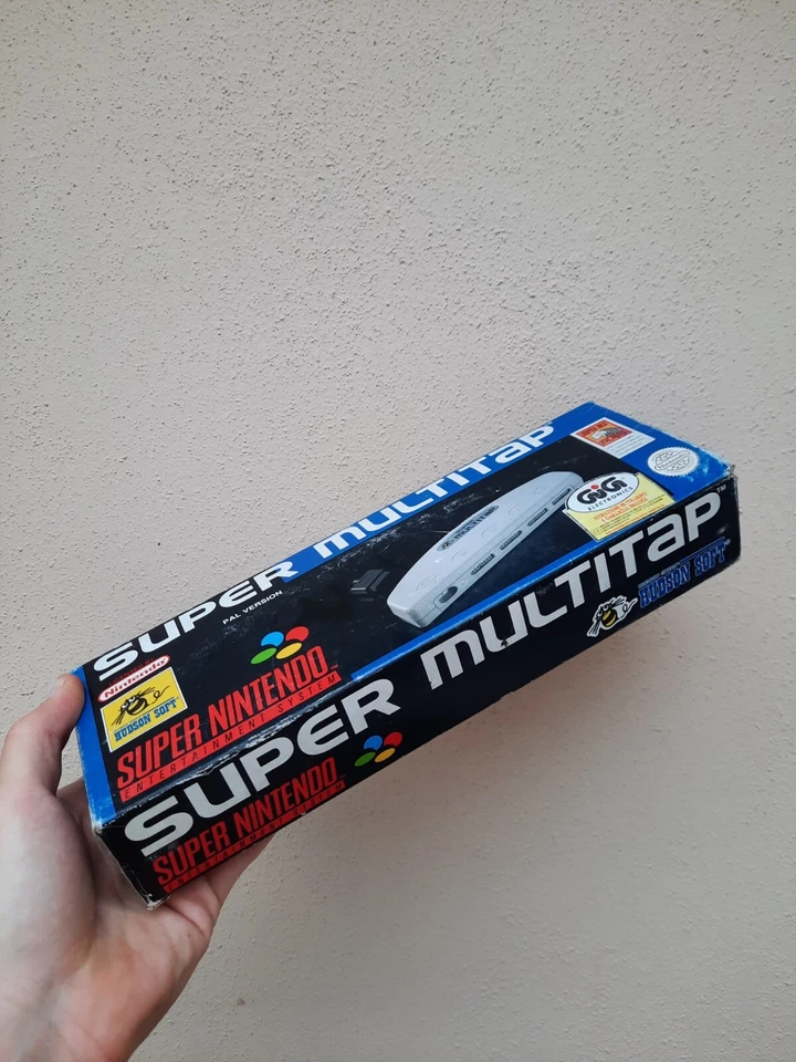 SUPER MULTITAP SUPER NINTENDO Pal Version Gig Electronic X 4 Controller SNES - Immagine 2 di 4