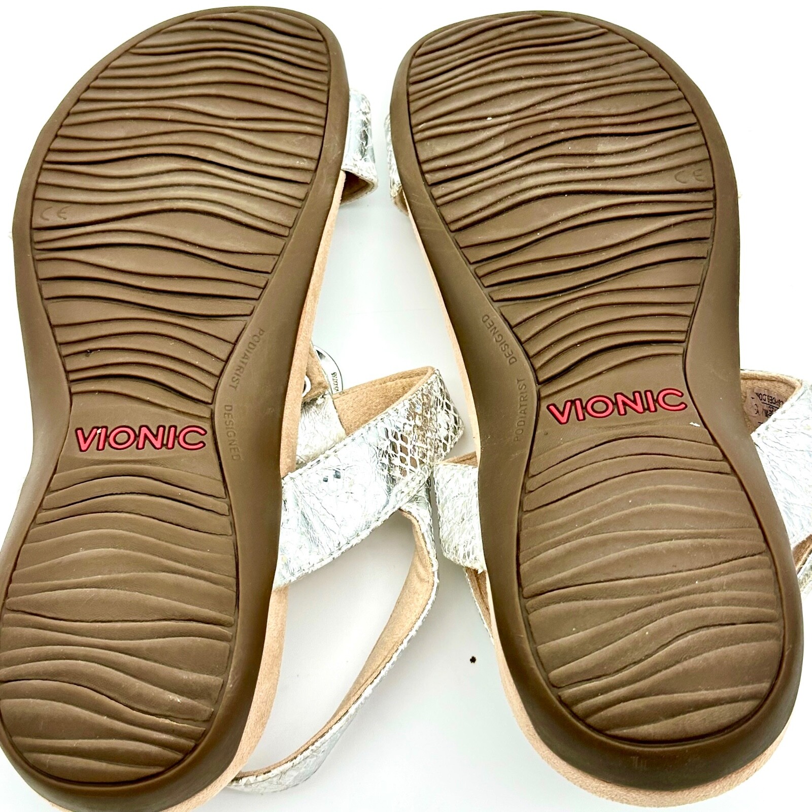 Vionic Farra Snake White Silver Slingback Sandals Women's Size 8