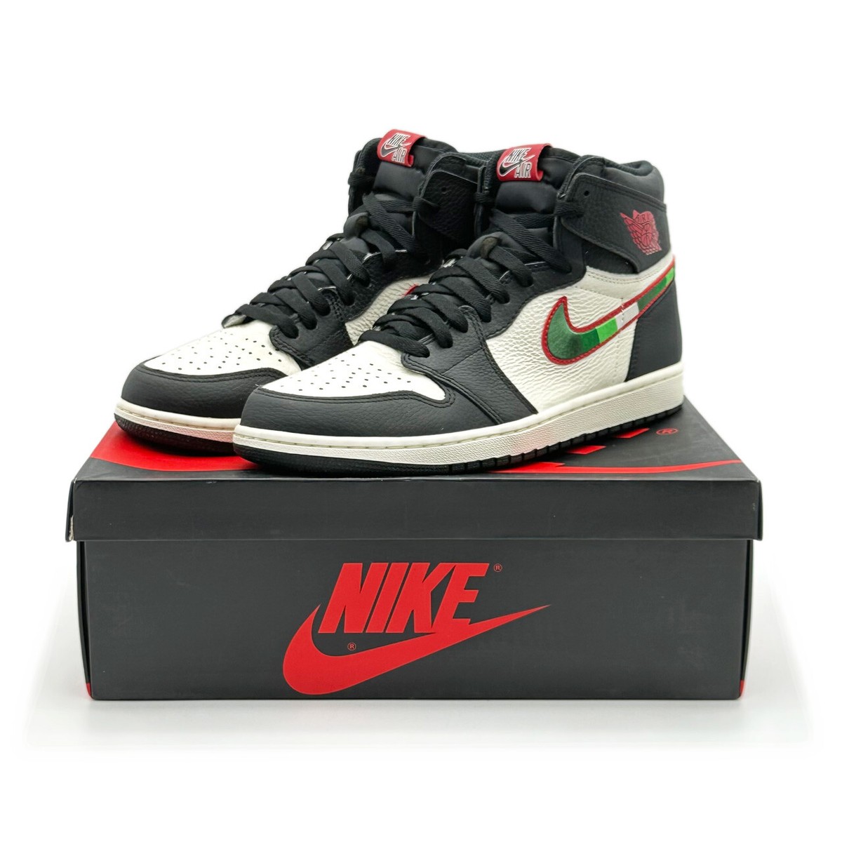 555088-015 Nike Air Jordan 1 Retro High OG Sports 555088-015 Nike Air Jordan 1 Retro High OG Sports