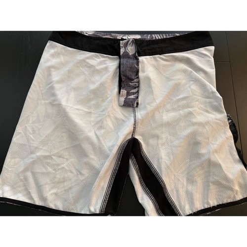 Burnside Board Shorts Para Hombres 38 Carbón Baúl de Natación Surf Playa Cómodo Elastizado - Imagen 10 de 11