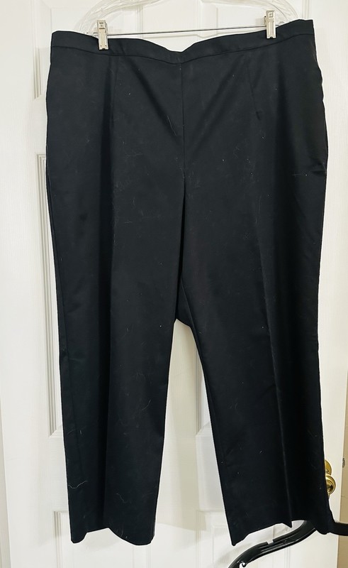 Plus Sized Women’s Alfred Dunner Pants - Size 22W