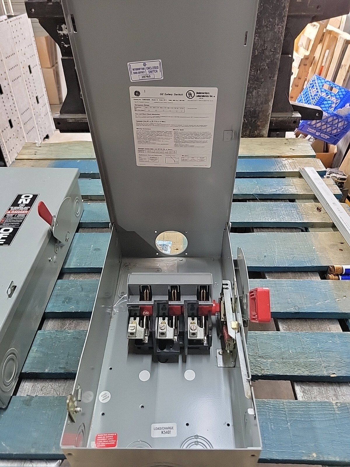 New No Box Ge Thn3362r Heavy Duty Non Fusible Safety Switch 600v 3 