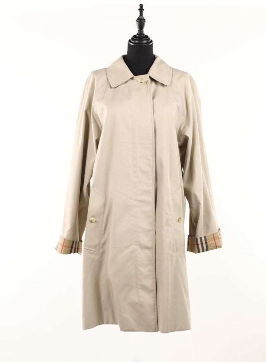 Burberry London Vintage raincoat Markfield model | eBay Burberry London Vintage raincoat Markfield model | eBay