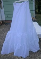 100 NYLON WHITE WEDDING DRESS GOWN UNDERSKIRT Size 8 SLIP, DAVID'S BRIDAL