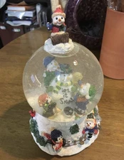 A Cool Snow Globe