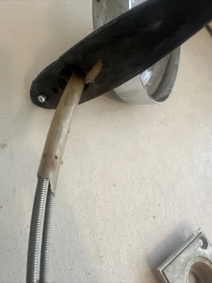 Espejo retrovisor exterior remoto Pontiac 1965-1968 OEM GM 2931245 Foto 4 de 4