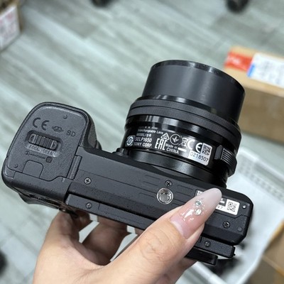Sony Alpha A6300 Flip Screen Mirrorless Digital Camera +16-50mm F3