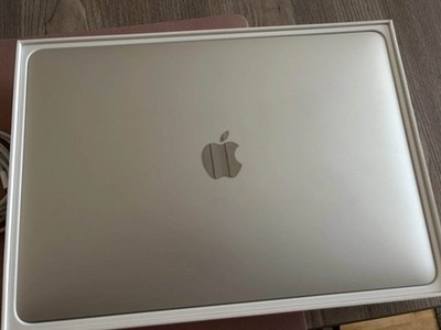 MacBook Pro 2019 13 Zoll, 8gb / 128gb Appe Laptop