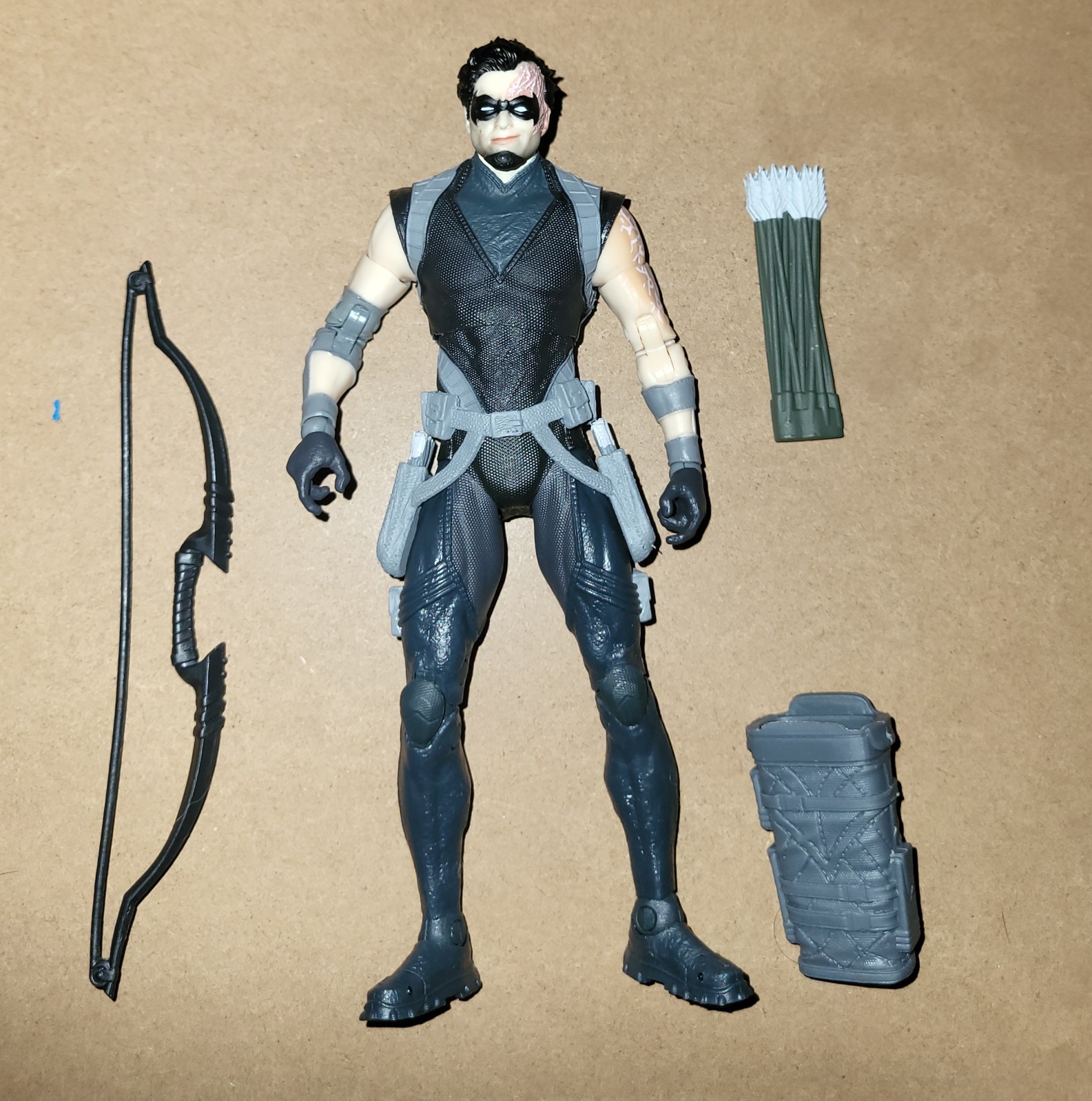 McFarlane DC Multiverse Dark Archer (Platinum) 7