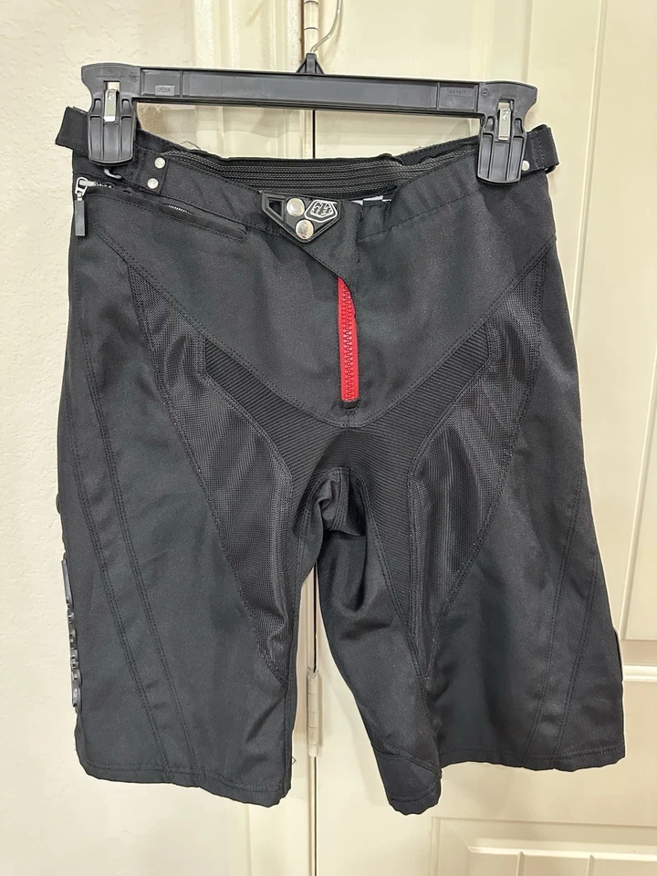 Troy Lee Designs Moto Shorts Mens 28 Black Mountain Bike BMX DH MTB Adjustable - Image 2 of 4