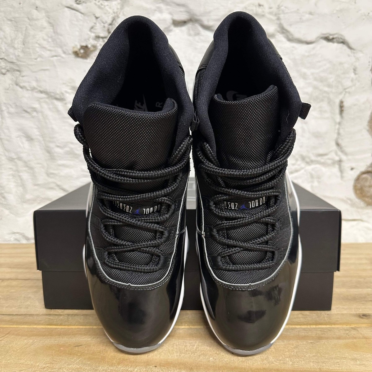靴 AIR JORDAN 11 SPACE JAM 2016 Air Jordan 11 High Space Jam (2016) Men's Size 12.5 NEW Sneakers