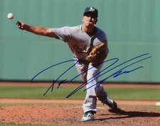 PAT VENDITTE OAKLAND A'S SIGNED AUTOGRAPHED 8X10 PHOTO W/COA