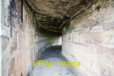 Foto 6x4 WWII Royal Ordnance Factory, Wrexham - Tunneleingang Pentre M c2016
