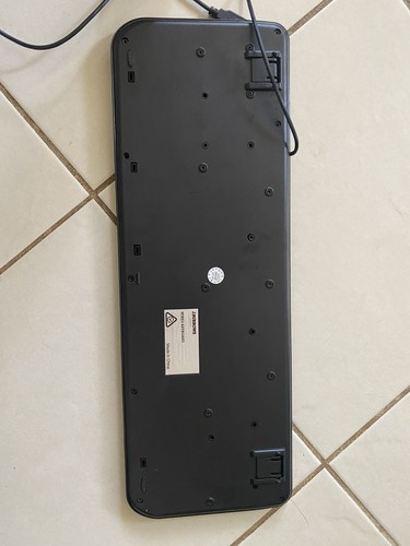 Full Keyboard J Burrows Wired Black Computer Keyboard - Picture 3 of 3