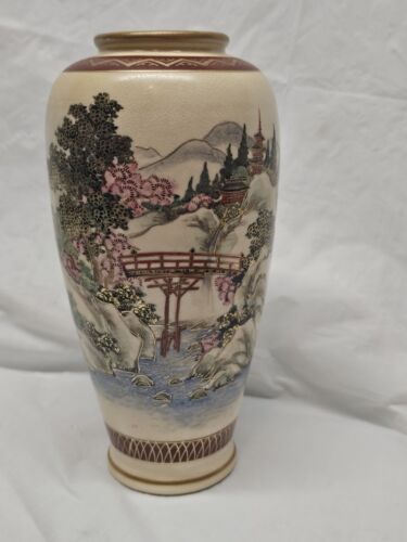 Vintage Antique Asian Japanese Signed Gyokuzan Satsuma Vase - Picture 1 of 6