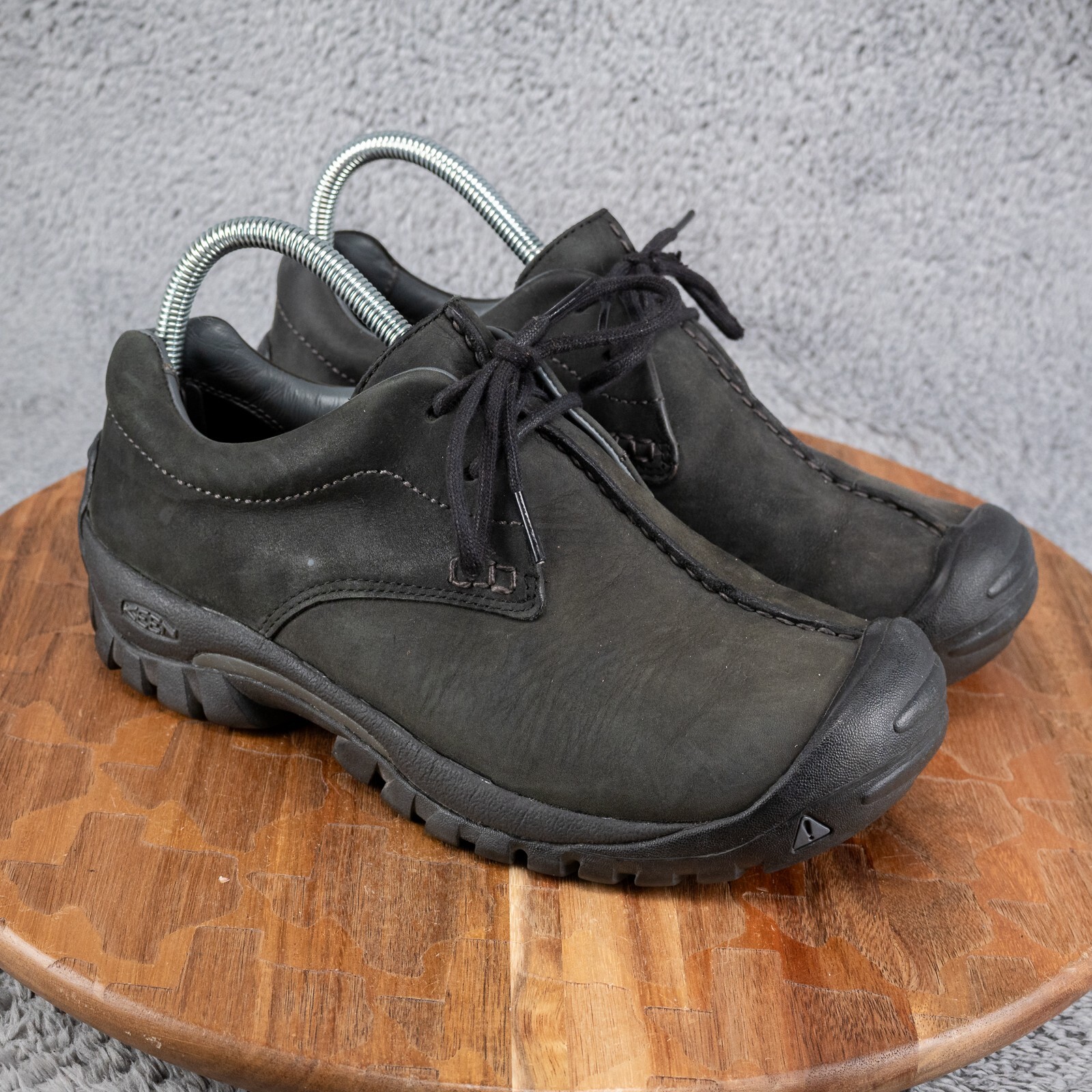 Scarpa da donna Keen taglia 8 5 M sneaker fitness escursionismo stringata bassa