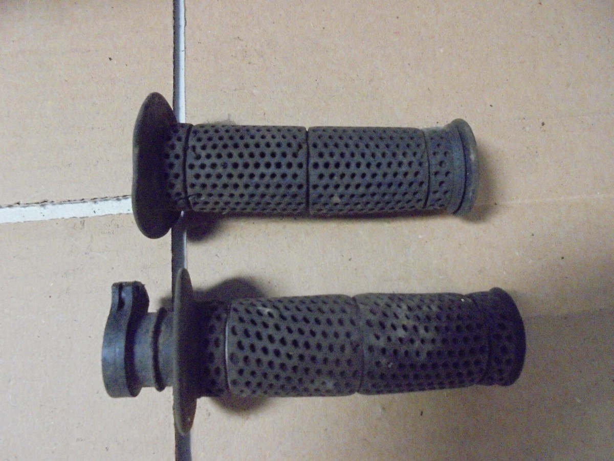 ぐりさぶ 1990 Kawasaki ZX1100 ZX-11 OEM Throttle Twist/Hand Grip | eBay