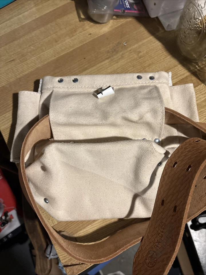 Klein Tools 5415 XL Belt And 5416t Tool Pouch. Excellent Condition! Barely Used - Image 2 of 4