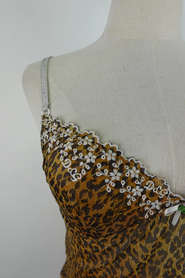 Dolce & Gabbana D&G Women's T-Shirt Size M Vintage Logo Top Italy - Image 2 of 4