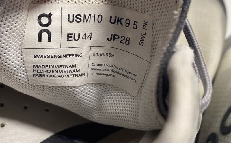 On Cloudvista Light Gray Solid Athletic Shoe Men … - image 6