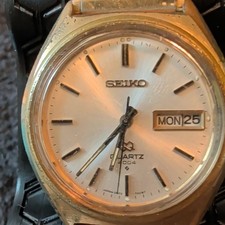 Наручные часы Seiko Men's Quartz Day/Date