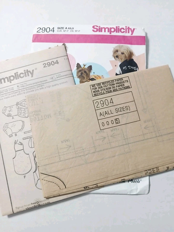 2904 Simplicity Sewing Pattern. Dog Clothing In Two Sizes - Image 3 of 3