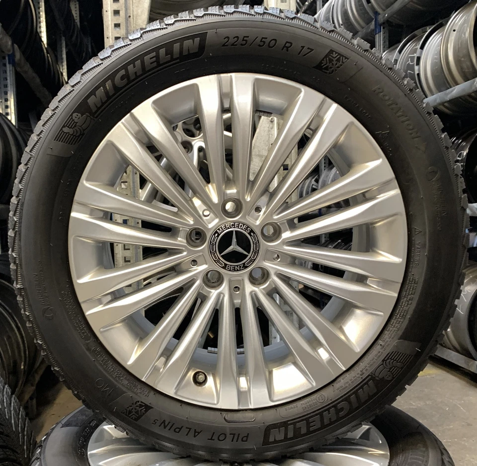 4 Orig Mercedes-Benz Winterräder 225/50 R17 98H C-Klasse W206 S206 A2064014400 2 - Bild 2 von 3