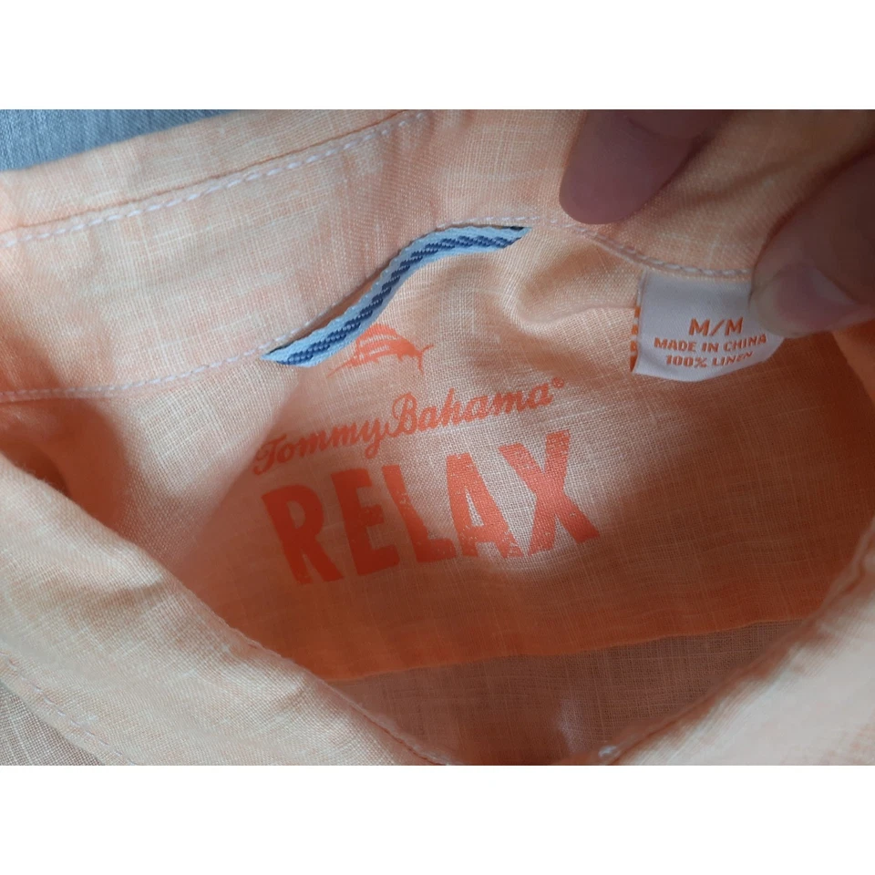 Tommy Bahama 男式中号桃色纯亚麻放松版型长袖纽扣衬衫 — 第 2/4 张图片