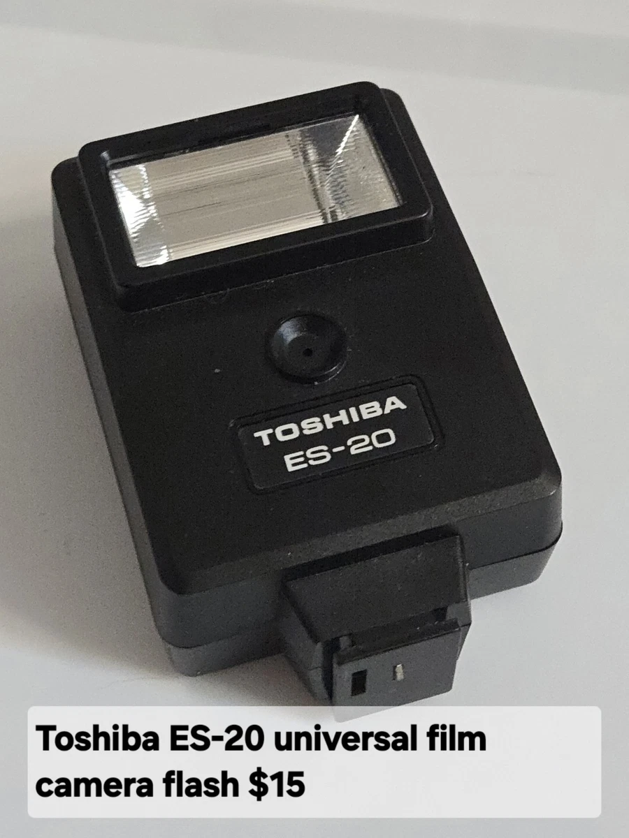 TOSHIBA QCC10s Vintage External Flash For SLR CAMERA