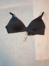 Skims 34C wireless form t-shirt bra onyx 027