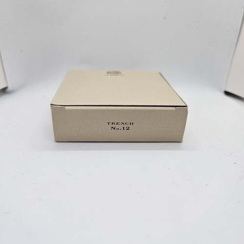 BURBERRY SHEER FOUNDATION LUMINOUS TRENCH No.12 COMPACT FOUNDATION .28OZ NIB - Picture 5 of 11