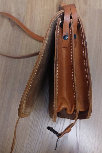 Vintage Jagdtasche, Leder, camelfarben, Größe 27x17 cm/10,6 x6,7 Zoll, 70er Jahre gebraucht UK - Bild 13 von 17