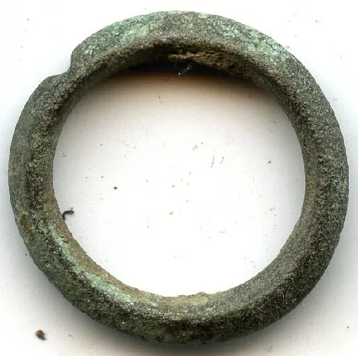 Celtic store ring money