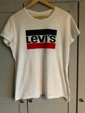 Levi’s Men's White Logo T-shirt| Size Medium| Excellent Condition